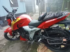 TVS Apache RTR 160 4V